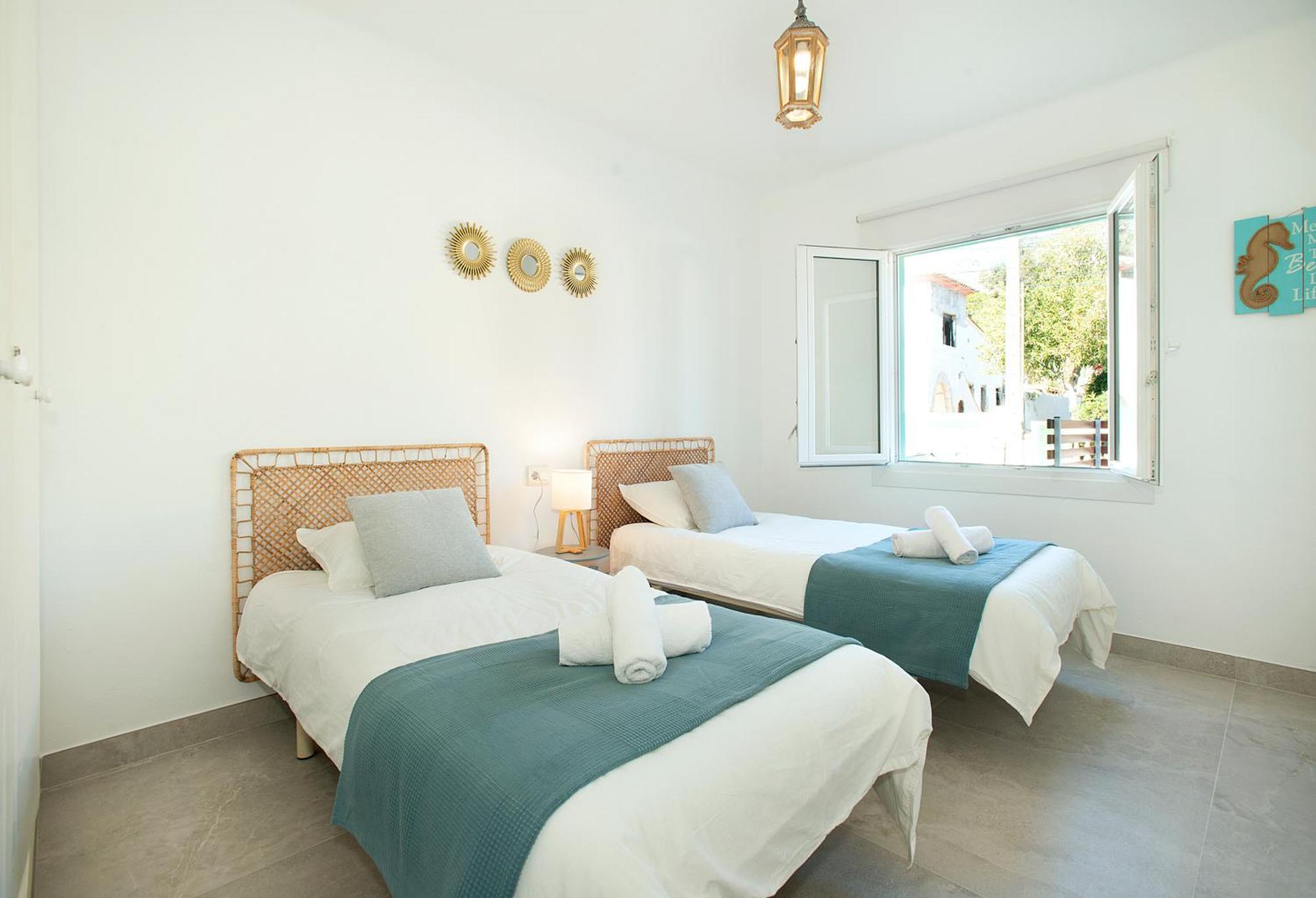 Owl Booking Villa Beach House Magdalena - 5 Min Walk To The Beach Cala de Sant Vicenc מראה חיצוני תמונה